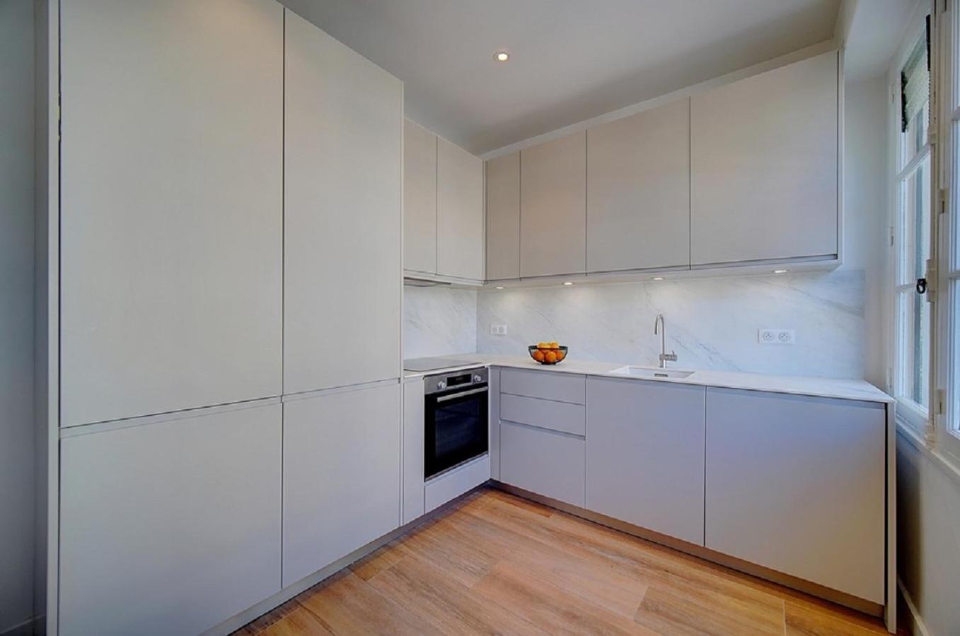 Magnifique 3 Pieces Renove Cannes Centre 'Banane' Avec Veranda ! A2B88 المظهر الخارجي الصورة