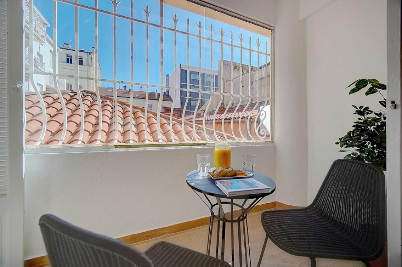 Magnifique 3 Pieces Renove Cannes Centre 'Banane' Avec Veranda ! A2B88 المظهر الخارجي الصورة