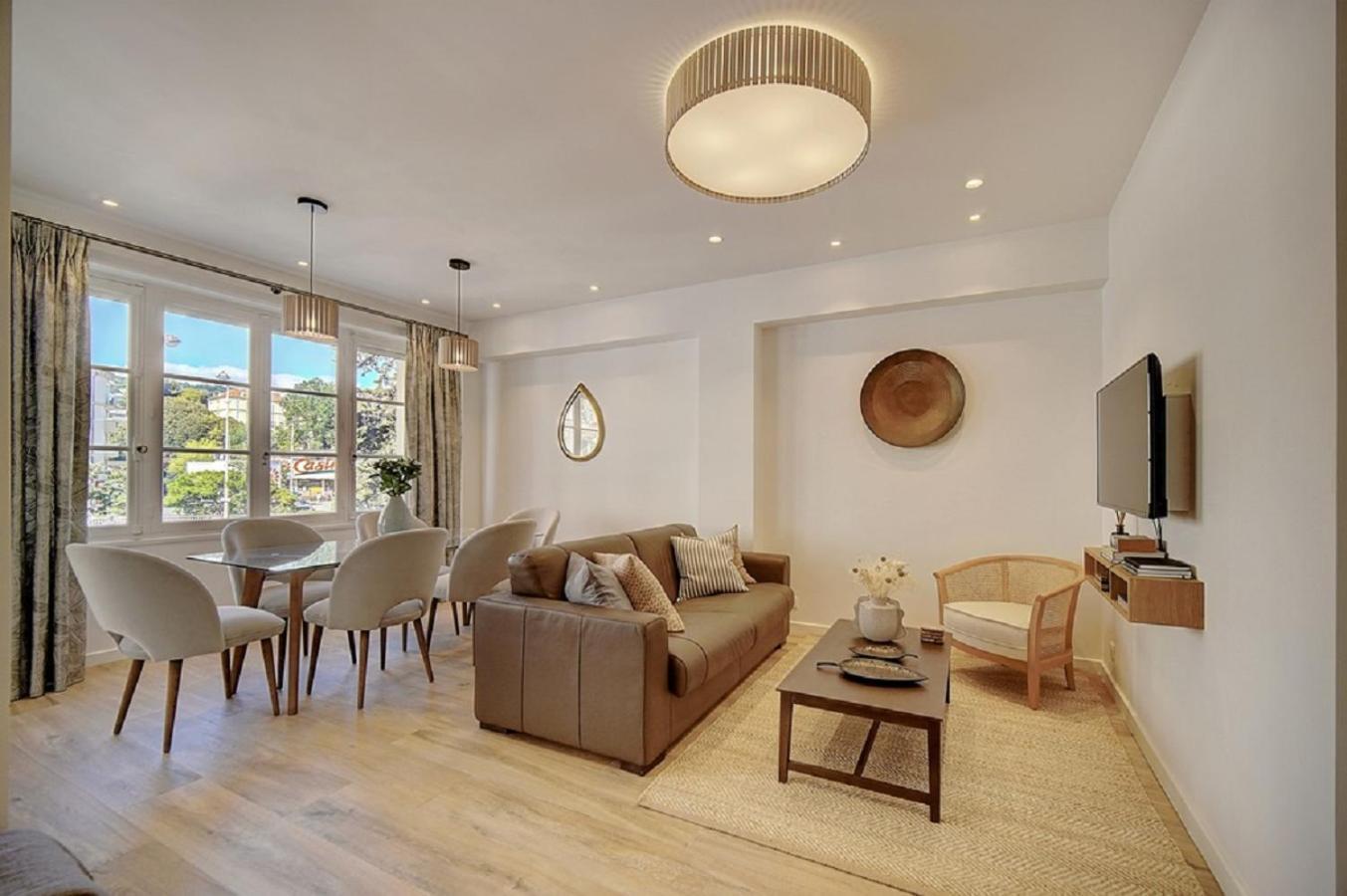 Magnifique 3 Pieces Renove Cannes Centre 'Banane' Avec Veranda ! A2B88 المظهر الخارجي الصورة